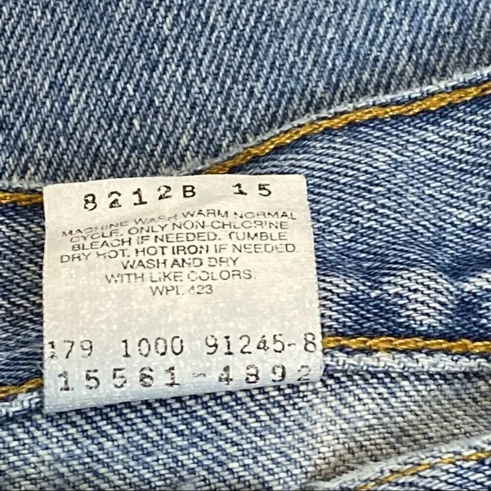 Levi’s vintage 560 high waist mom jeans size 10